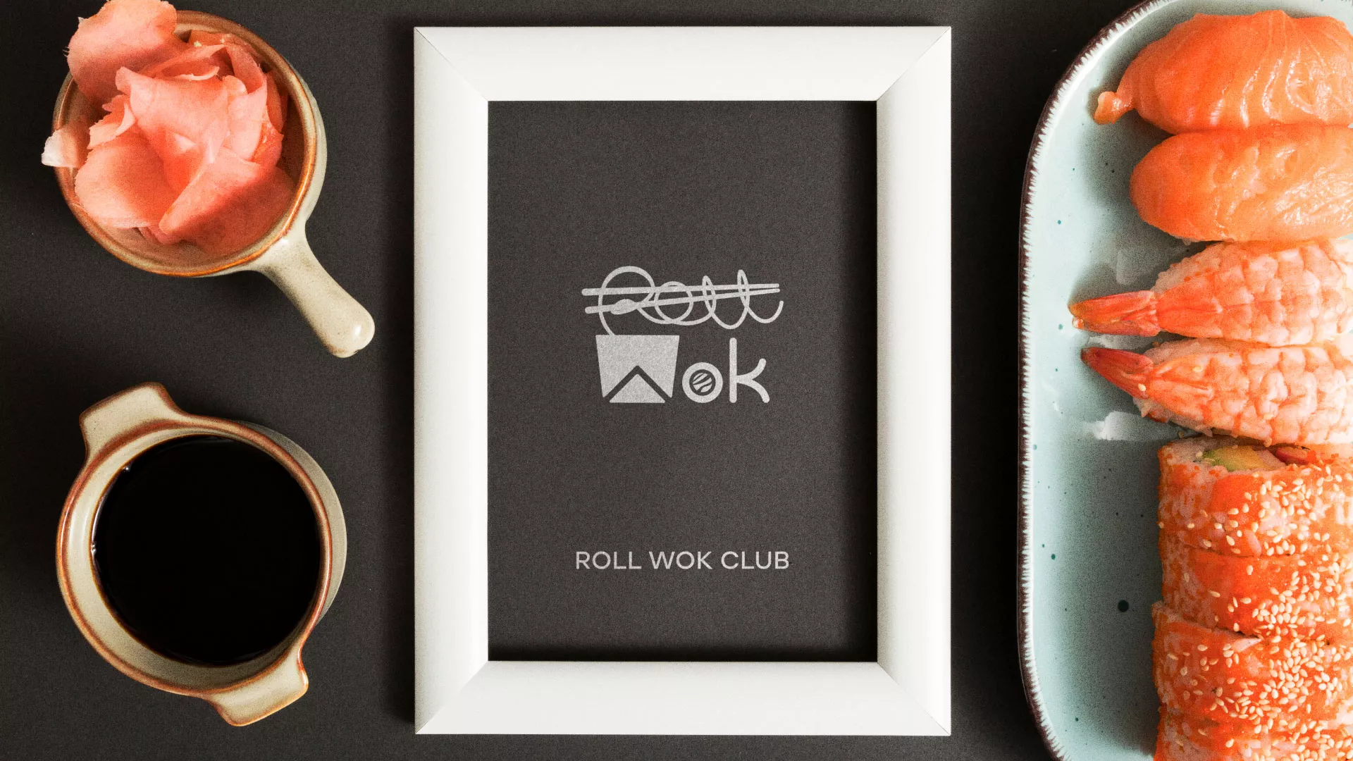Разработка логотипа суши-бара «Roll Wok Club» в Красновишерске